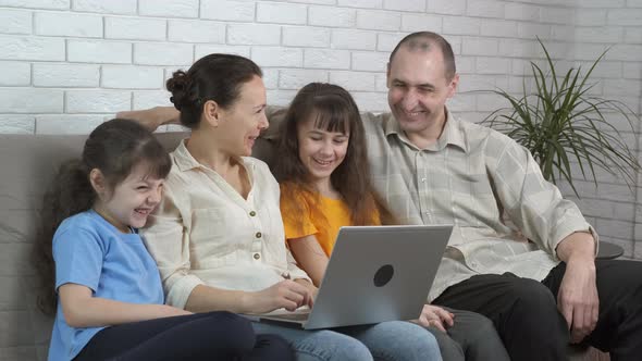 The Family Calls on the Internet