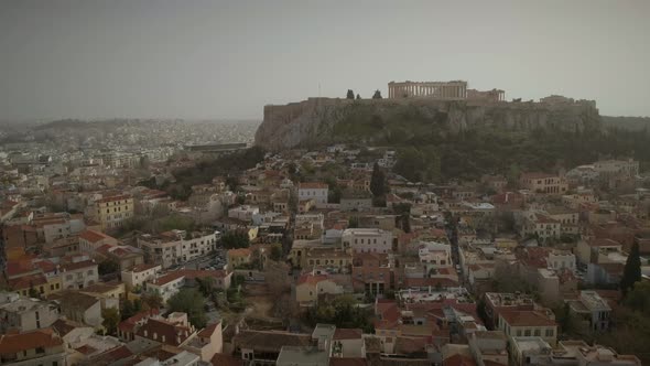 Aerial view of the parthenon temple on acropolis hill and the skyline of Athens. alt