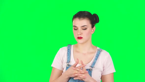 Brilliant Idea Comes To Girl, Wow, Against Green Screen, Slow Motion alt