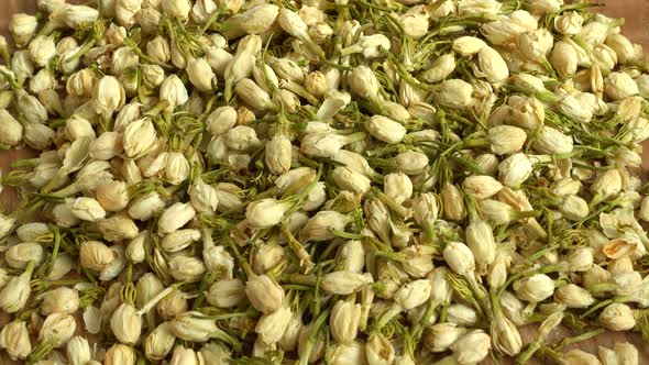 Tea from arid Jasmine flowers. alt