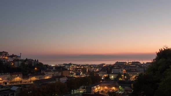 Timelapse of Rijeka at dusk alt