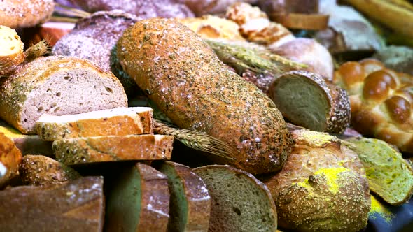 Variety of Bread alt