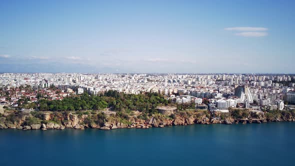 Aerial drone photograph of Antalya bay in Antalya city. alt