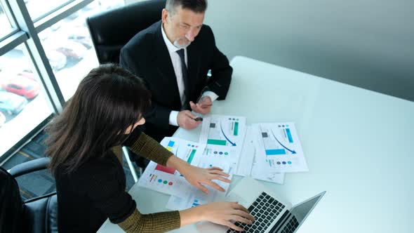 Financier Businessman and Woman alt