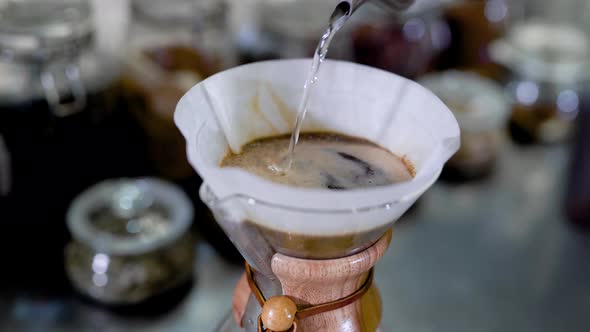 Preparation of Fresh Coffee alt