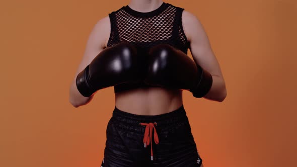 Boxing Girl alt