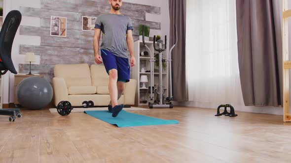 Lunges Home Workout alt