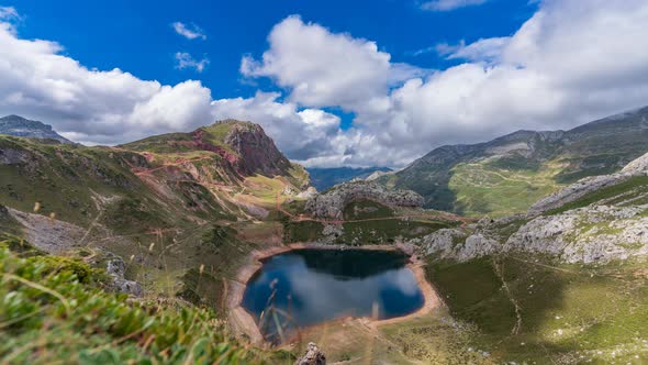 Spectacular Lake at the Bottom Time Lapse in Somiedo