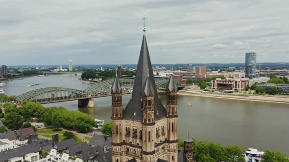 The Great Saint Martin Church is a Catholic Church in the Central of Cologne alt