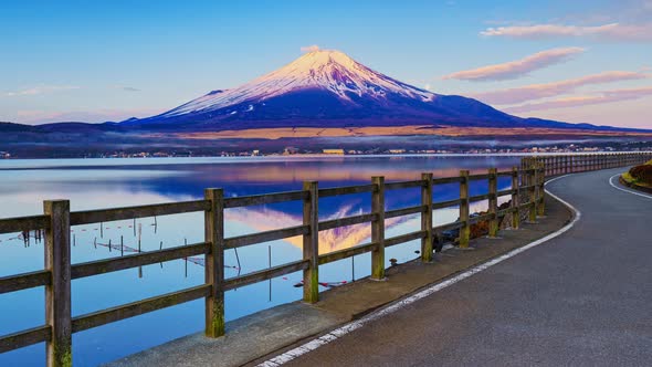 4K Timelapse of Moon set and Sun rise over Mt. Fuji at Yamanaka lake, Yamanashi, Japan alt