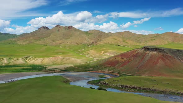 Steppe and Mountains Landscape in Orkhon Valley alt