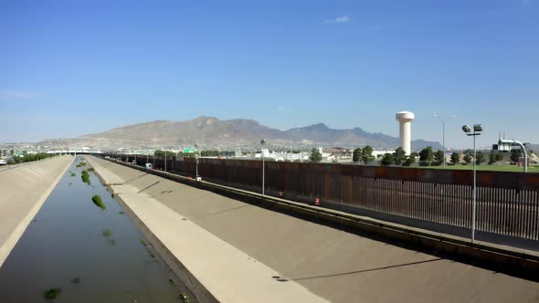 Border Wall  El Paso Tx  -  Juarez Border (USA-MEX)
