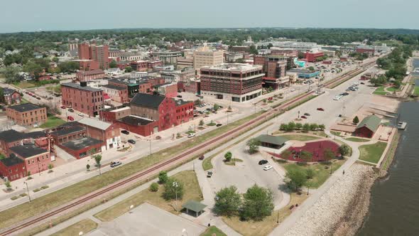 Aerial View 4K Resolution over Muscatine Iowa Midwest Mississippi River