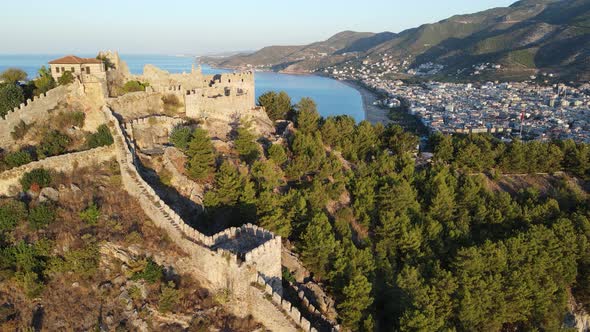 Alanya Castle - Alanya Kalesi Aerial View. Turkey alt
