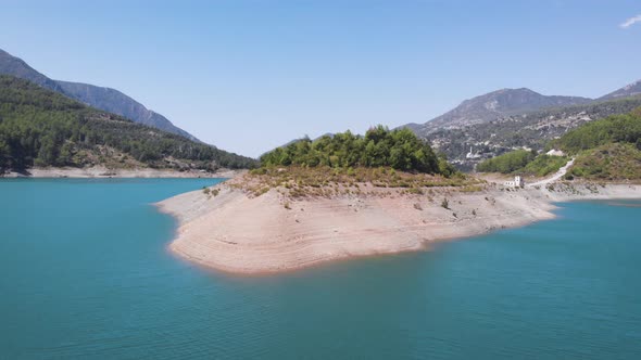 Amazing River Forest Mountain View From The Top, Slow Motion alt