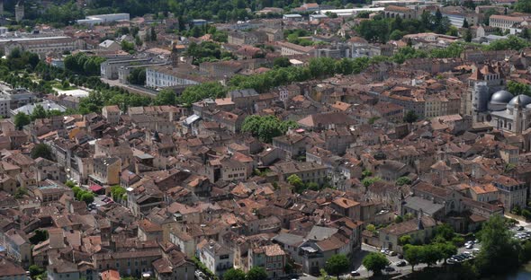 Town of Cahors from Mount Saint-Cyr, Lot department, the Occitan, France alt