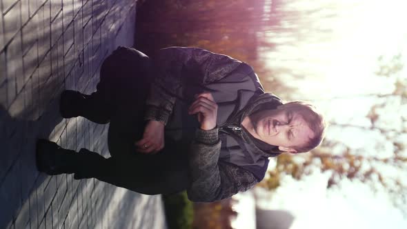 Vertical Frame for the Phone alt