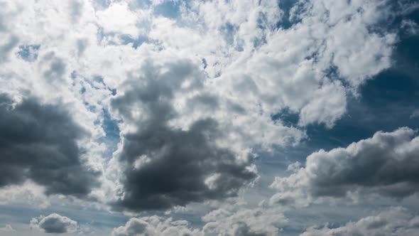 Time-lapse Of Cumulus Clouds alt