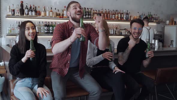 Cheers for the Football Match alt