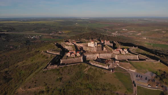 Circling the Fort of Nossa Senhora da Graça In the evening light. alt