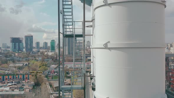 Empty Vertical Ladder for a Possible Graphical Addition of a Running Character alt