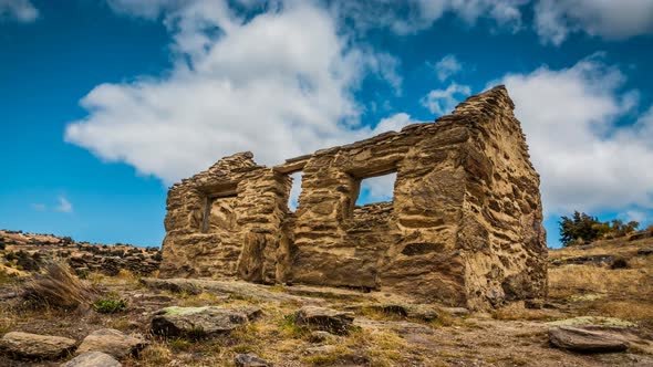 Ruined house timelapse alt