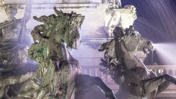 Bordeaux fountain, hyperlapse, timelapse alt