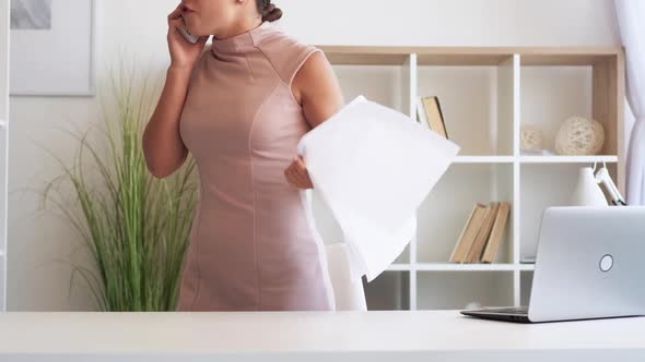 Outraged Worker Furious Woman Mobile Communication alt