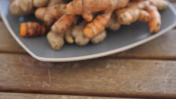 Natural Immunity Boosters  Roots of Ginger and Turmeric Alternative Medicine alt