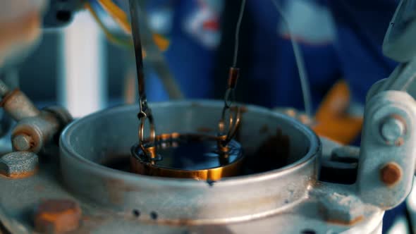 Oil sampling from oil storage for quality control alt