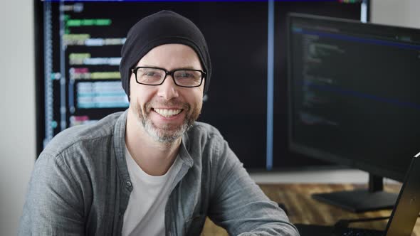 Portrait of an Adult Man in the Workplace alt