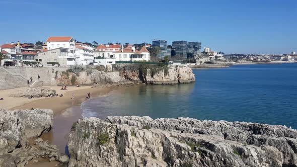 Lisbon City - Rocks and Beaches - People and Buildings alt