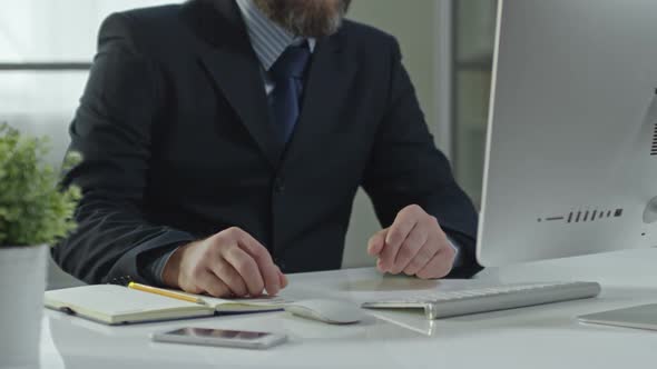 Business Visual Communication Through the Internet alt